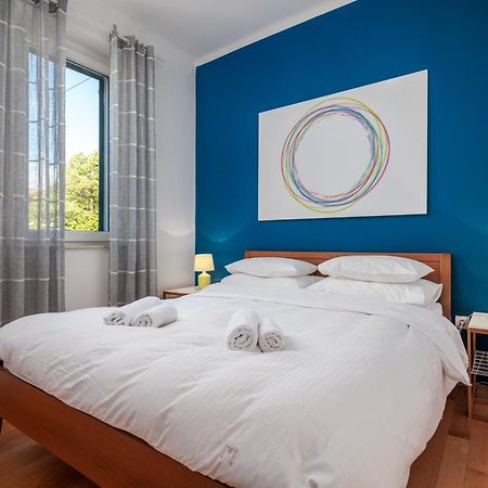Lux Split Centre Apartments ภายนอก รูปภาพ