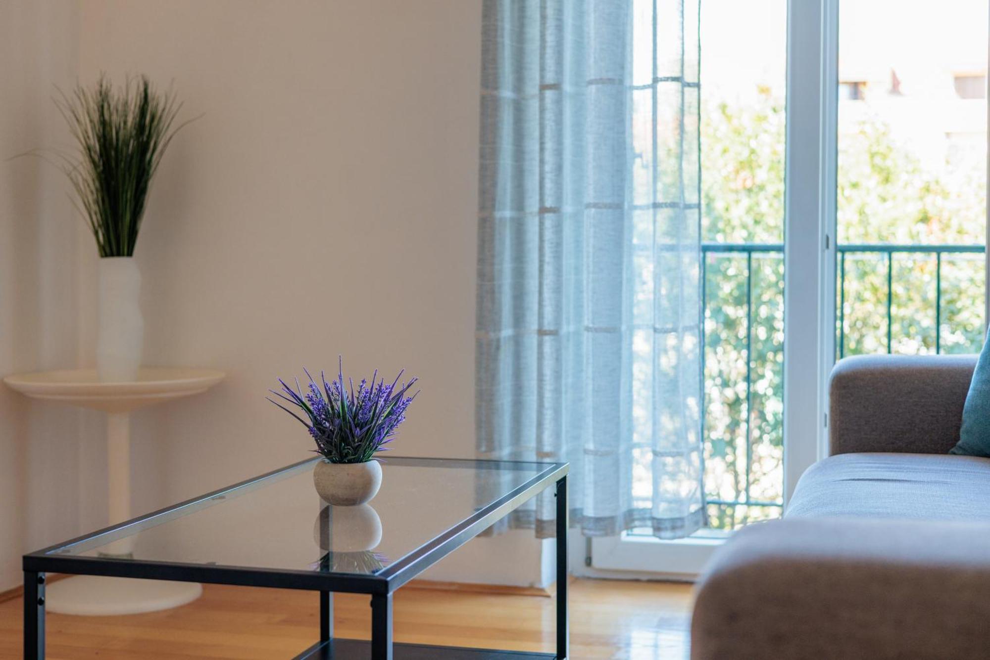 Lux Split Centre Apartments ภายนอก รูปภาพ